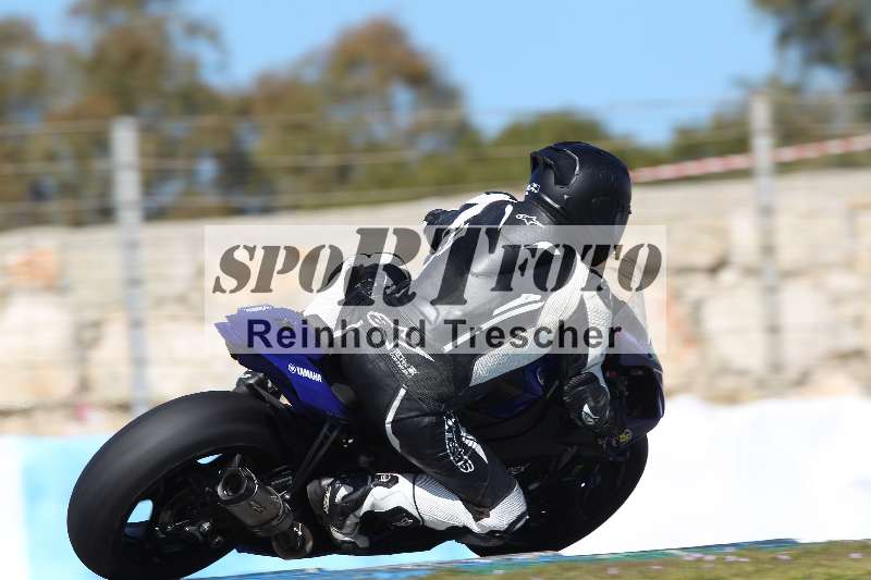 /Archiv-2023/02 31.01.-03.02.2023 Moto Center Thun Jerez/Gruppe blau-blue/backside